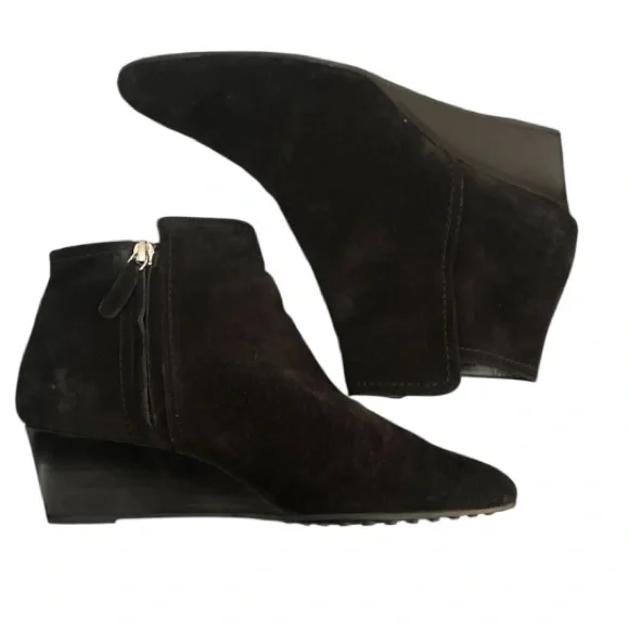 Authentic Tod’s designer black suede leather ankle wedge boots sz 11 Euro 41